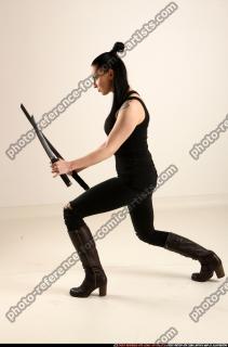 2017 10 CLAUDIA KATANAS ATTACK POSE1 02 B