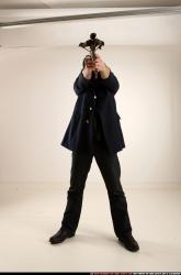 jerry-steampunk-crossbow-pistol-aiming