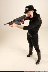 claudia-steampunk-tommygun-shooting