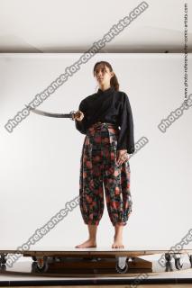japanese woman in kimono with sword saori 02c