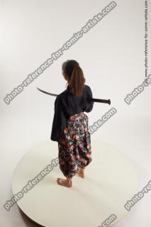 japanese woman in kimono with sword saori 07a