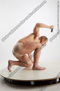 man fighting with knife erling 06