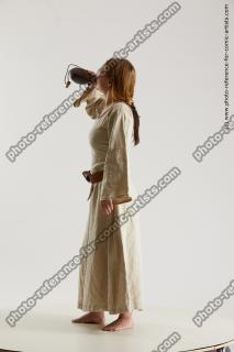 medieval village woman vinga 03b