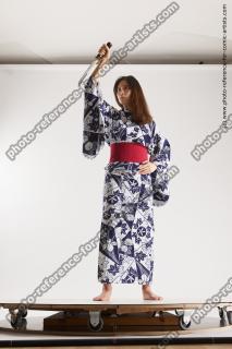 japanese woman in kimono with dagger saori 03c