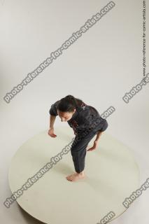 fighting young woman in kimono ronda 01a
