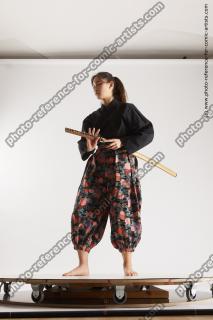 japanese woman in kimono with sword saori 04c