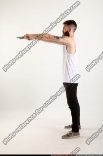 OSCAR DUAL PISTOLS POSE1 02 B