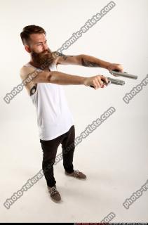 Oscar Dual Pistol Pose 