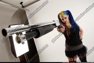 Dolores Shotgun Aiming