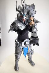 Yelvik Cosplay LichKing Pose With Mace